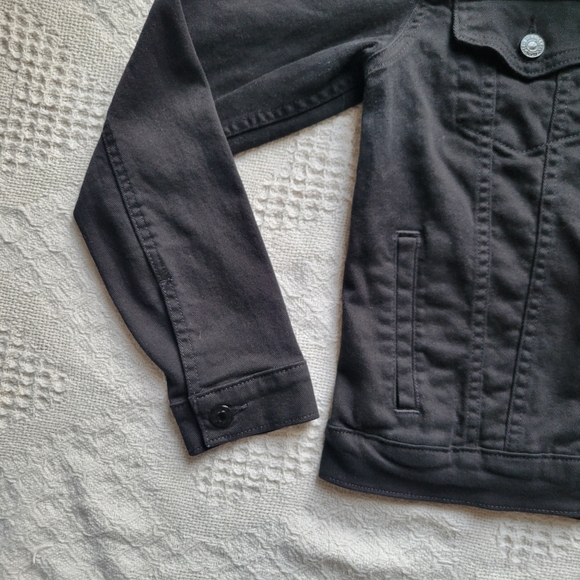 Levi's Black Button Up Denim Jacket - Picture 4 of 11